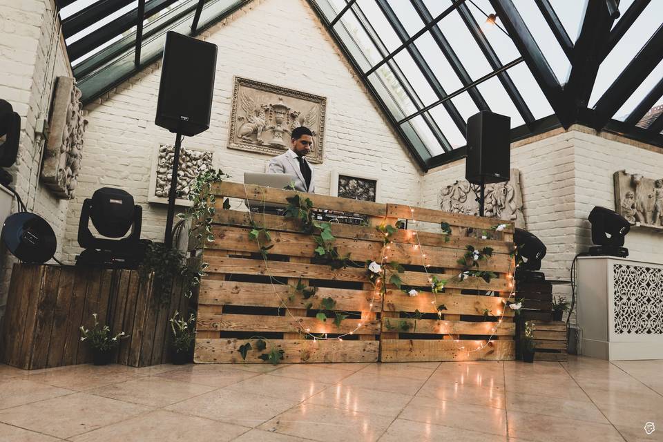 Rustic DJ set up