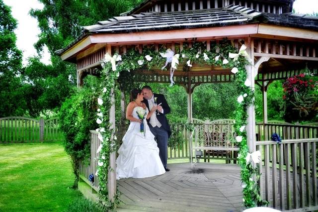 Gazebo black and white