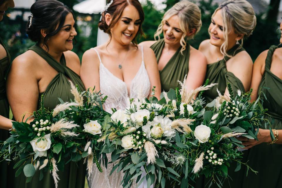 Close up on bridal bouquets