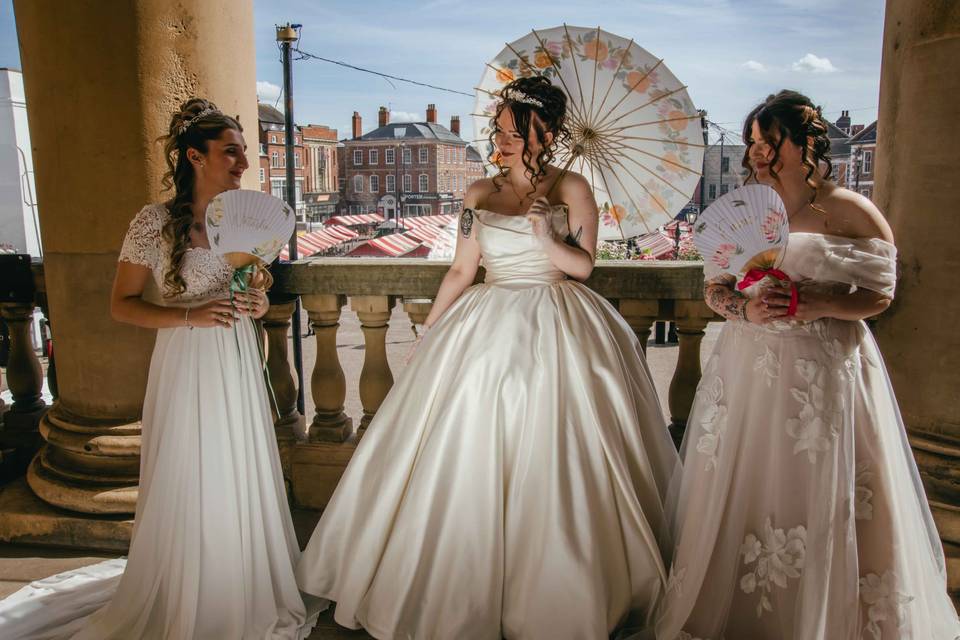 Brides