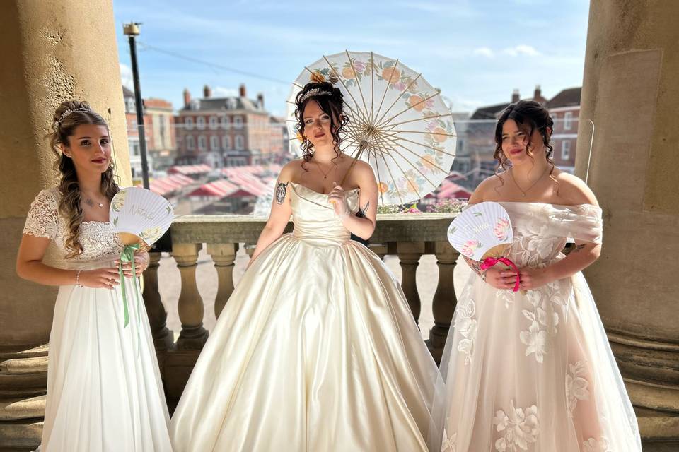 Brides