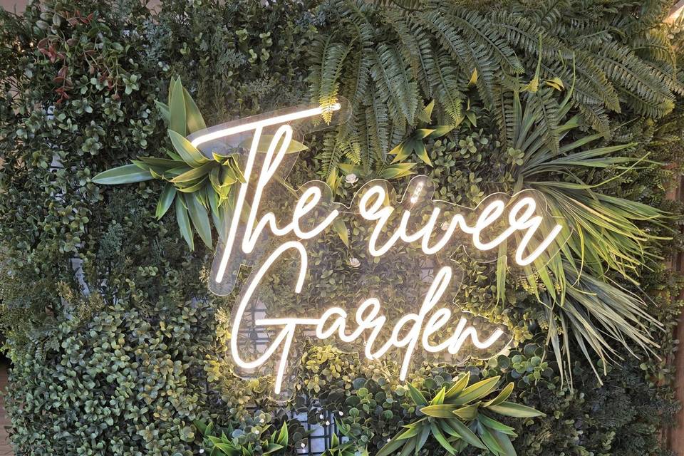 River garden