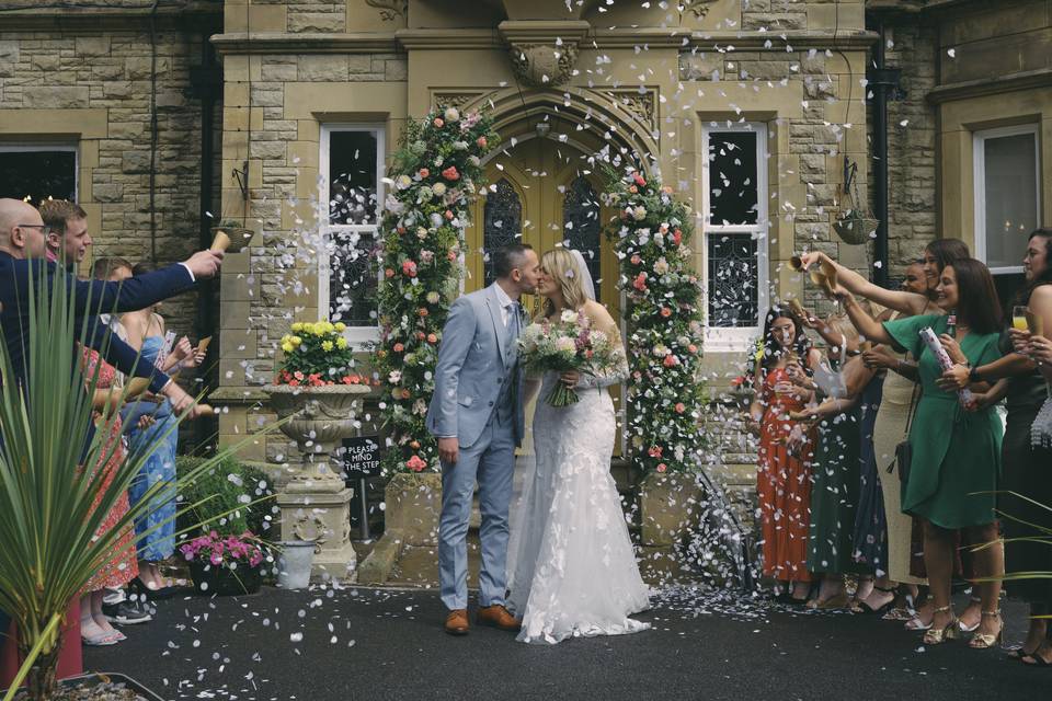 The Memas - Hollin House Hotel
