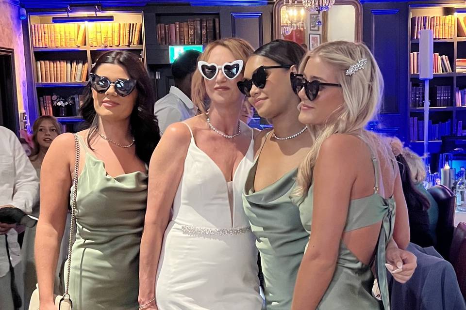 Bride & bridesmaids