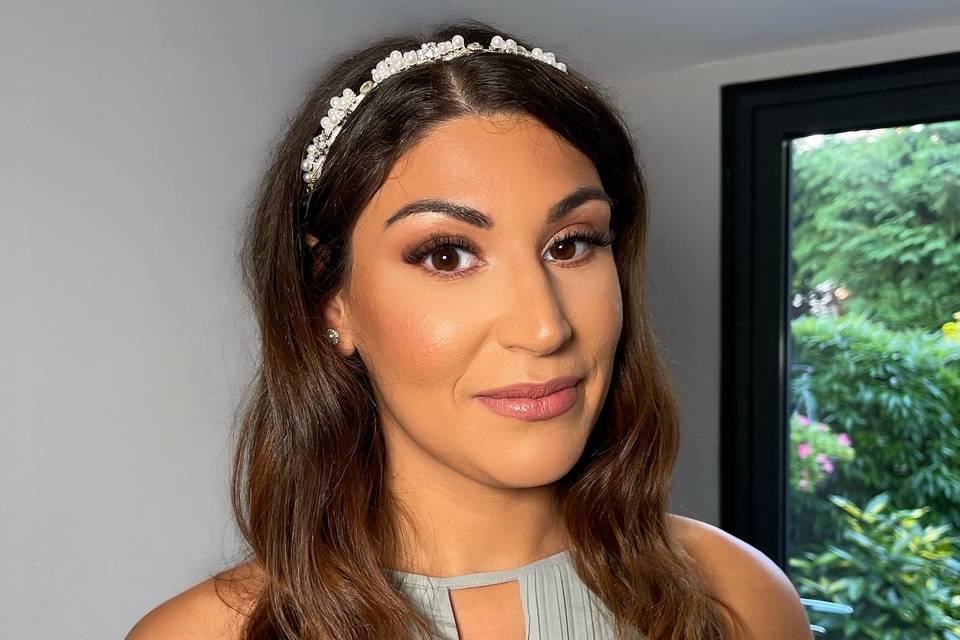 Bridesmaid makeup