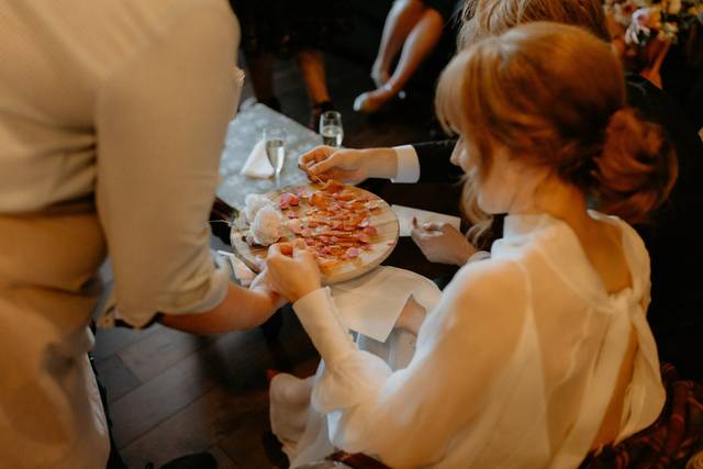 Beautiful canapés with wine