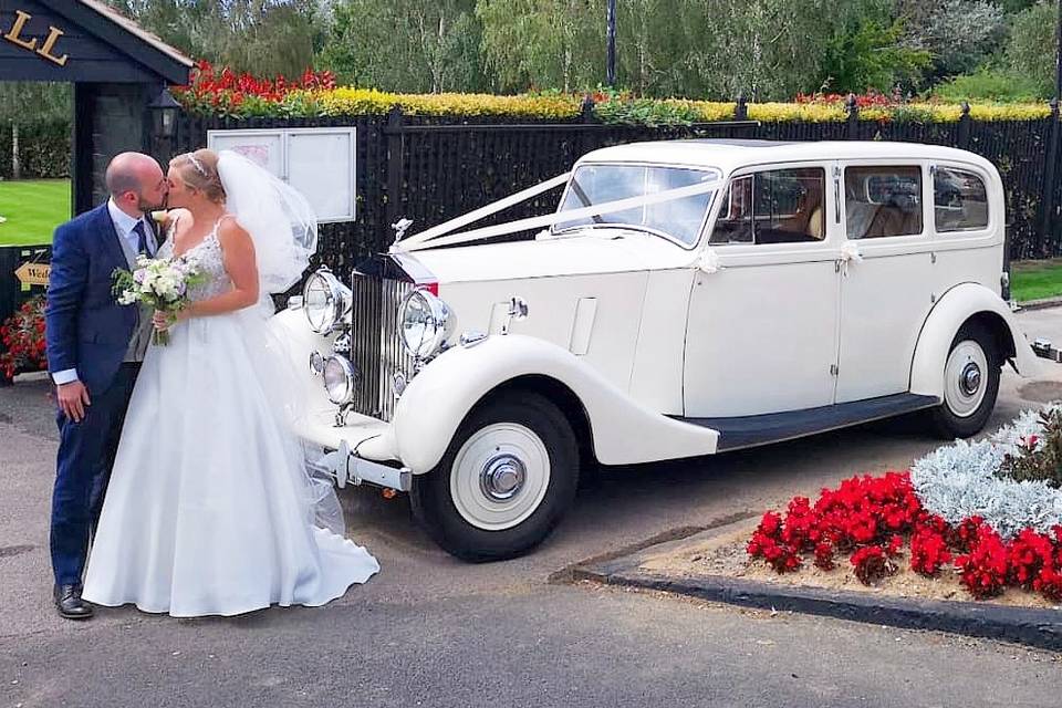 1939 Rolls-Royce Wraith Limousine