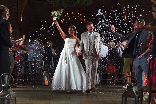 The newlyweds’ confetti moment