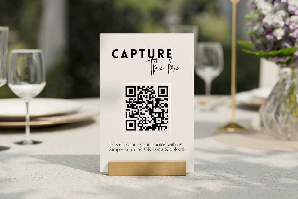 Modern Photo Sharing QR