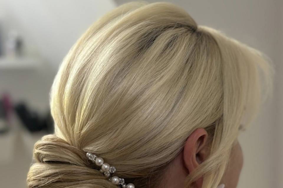 Low bun