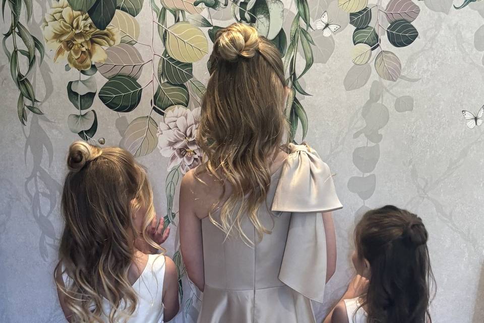 Flower girls 2025