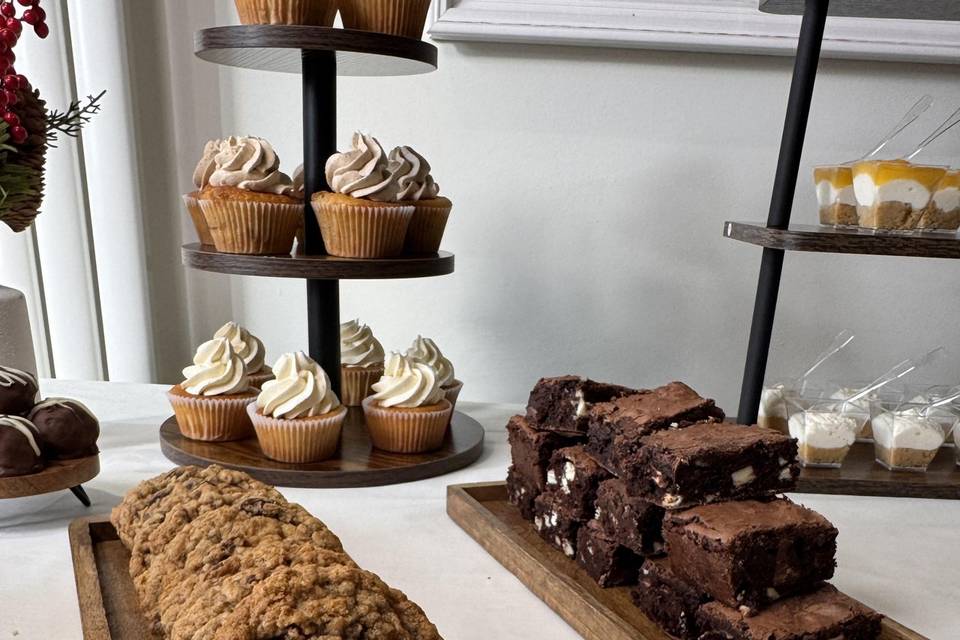 Oat cookies & brownies