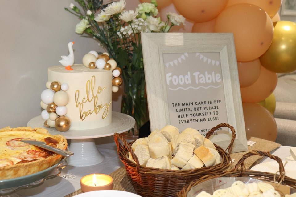 Baby shower Cake