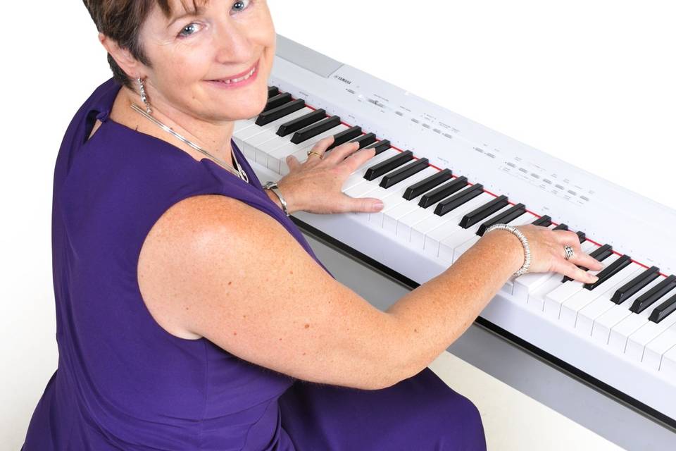 Dawn Fallon - Pianist