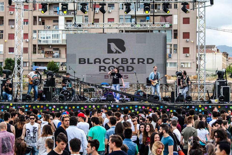 Blackbird Road