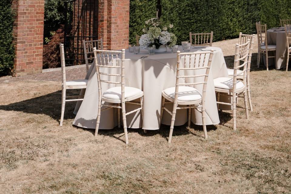Outdoor dining