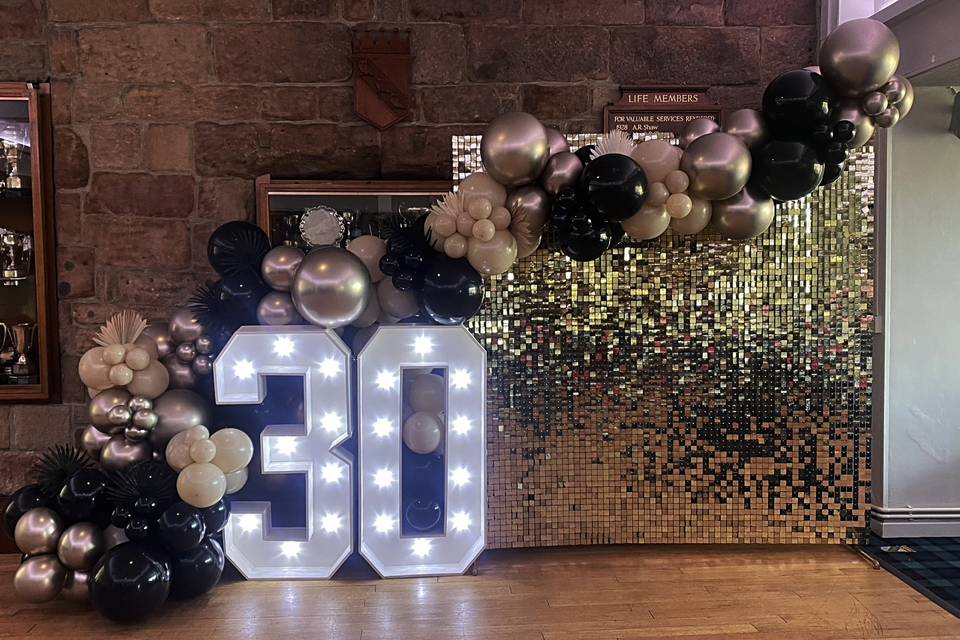Glitter wall