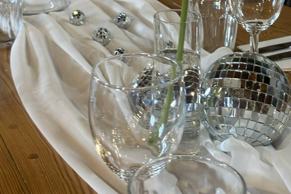 Disco table styling