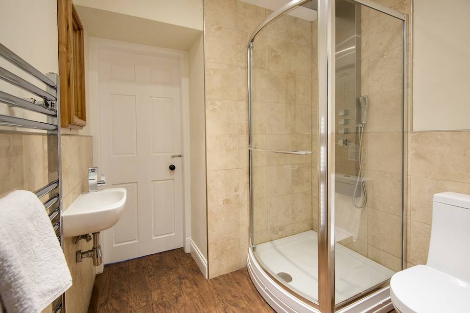 Spare shower room