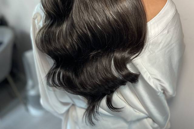 Half up waves