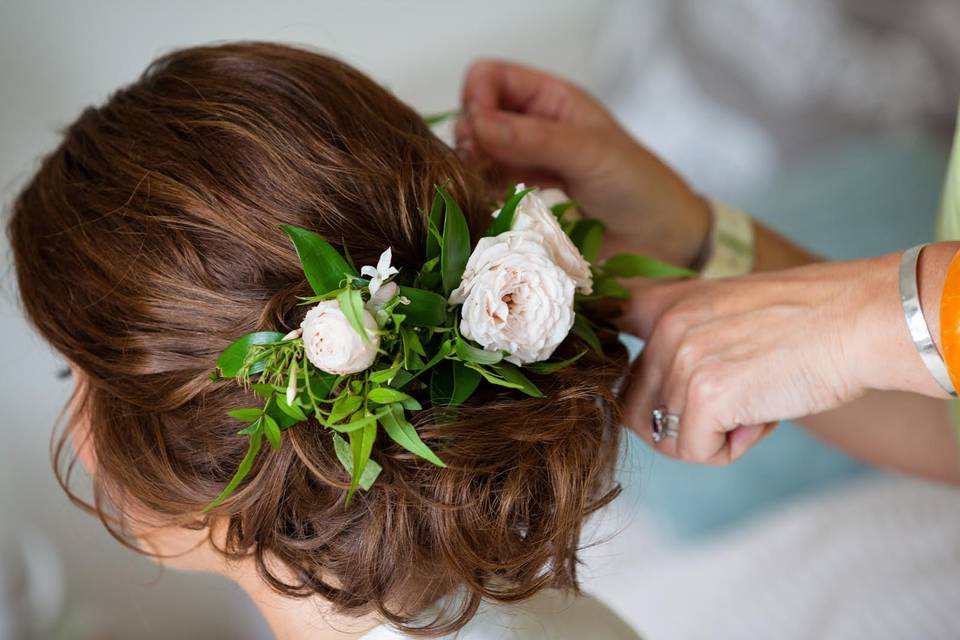 Elegant Brides Bridal and Vintage Hair