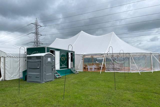 Deluxe Trailer Marquee Side