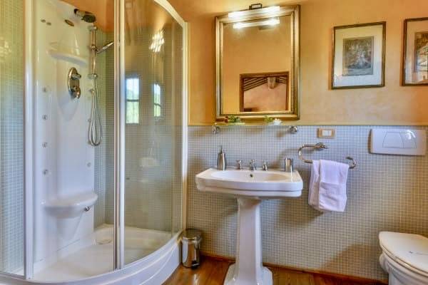 Bathroom Corbezzolo