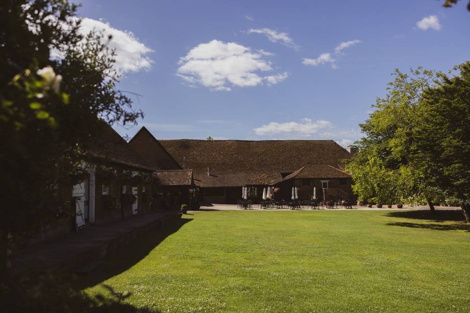 Barns