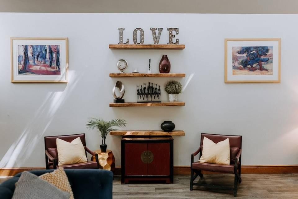 Bridal suite lounge