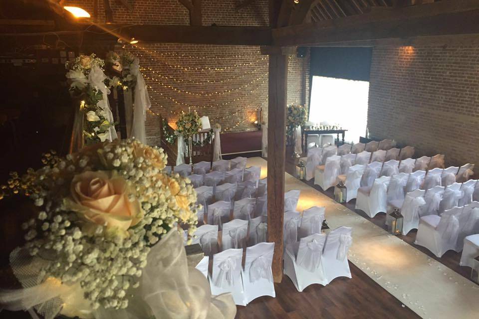 Cooling Castle Barn Wedding Venue Rochester Kent Hitched Co Uk