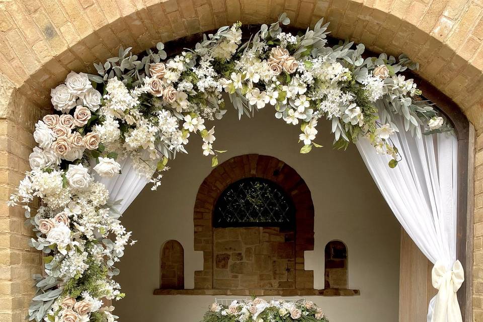 CEREMONY DECOR