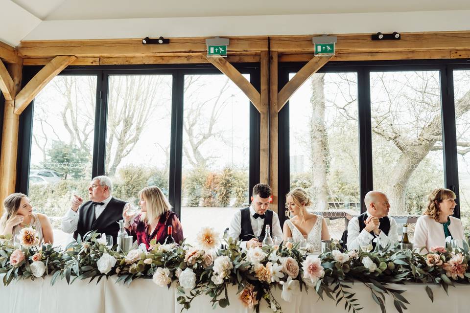 TOP TABLE STYLING