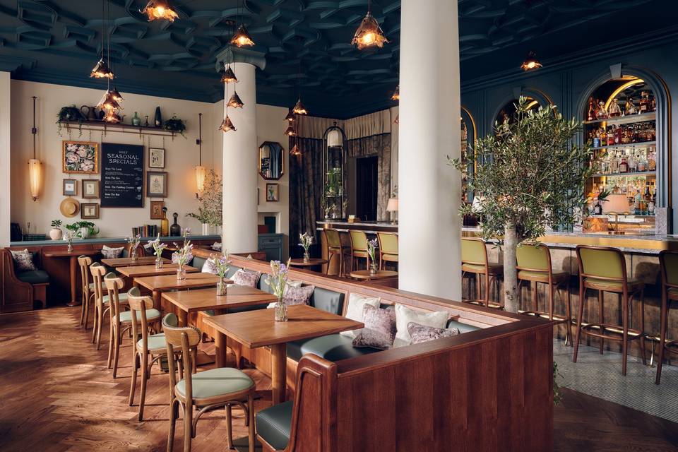 Willett's Bar