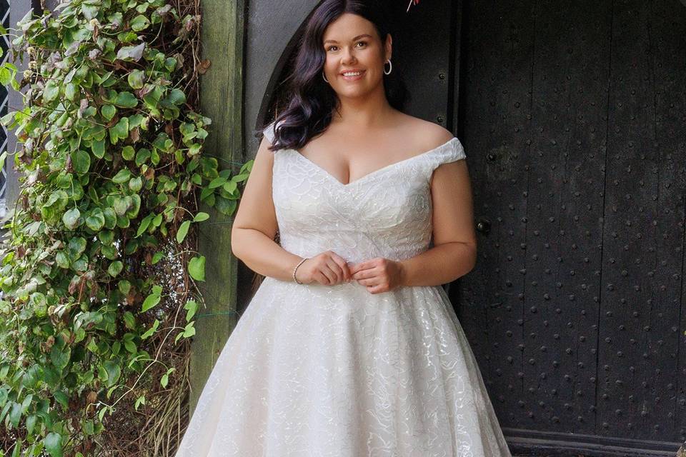Lanai by Island Bridal