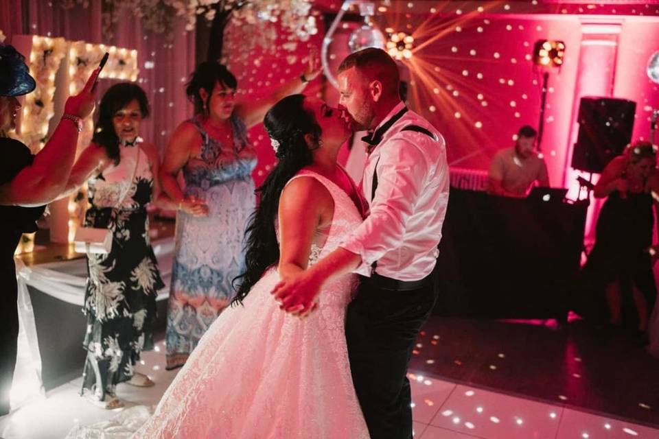Mr & Mrs Hinchliffe