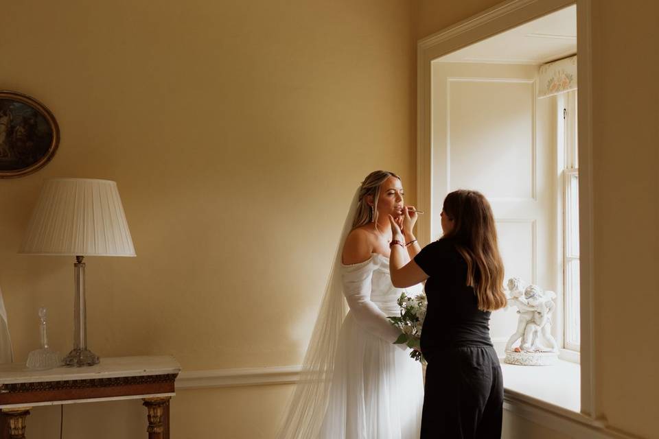 Luxury wedding hair & makeup