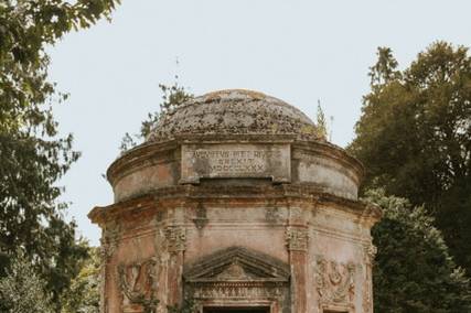 Broken Archway