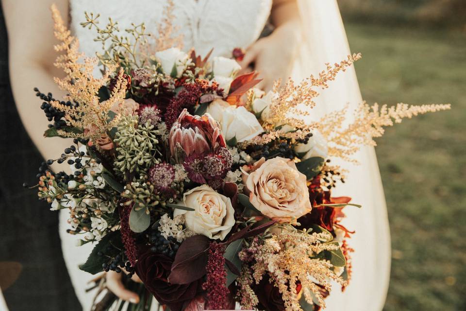 Autumn bridal bouquet