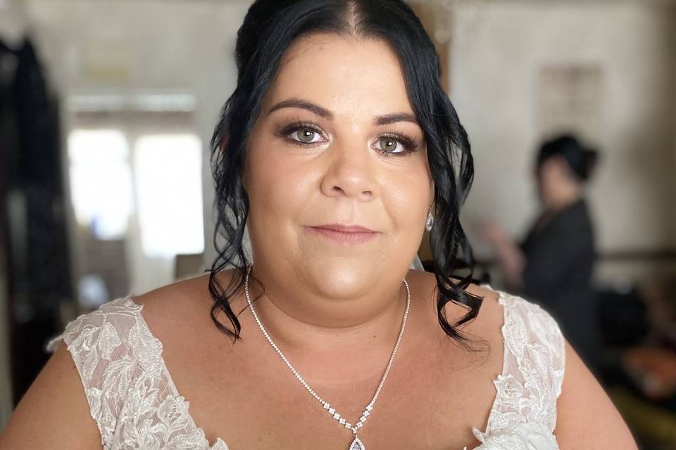 Glam Bride