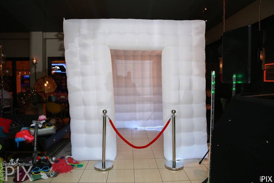 Artypix Inflatable Photo Booth