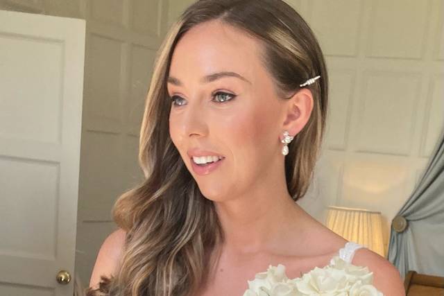 Glowing Bridal Makeup