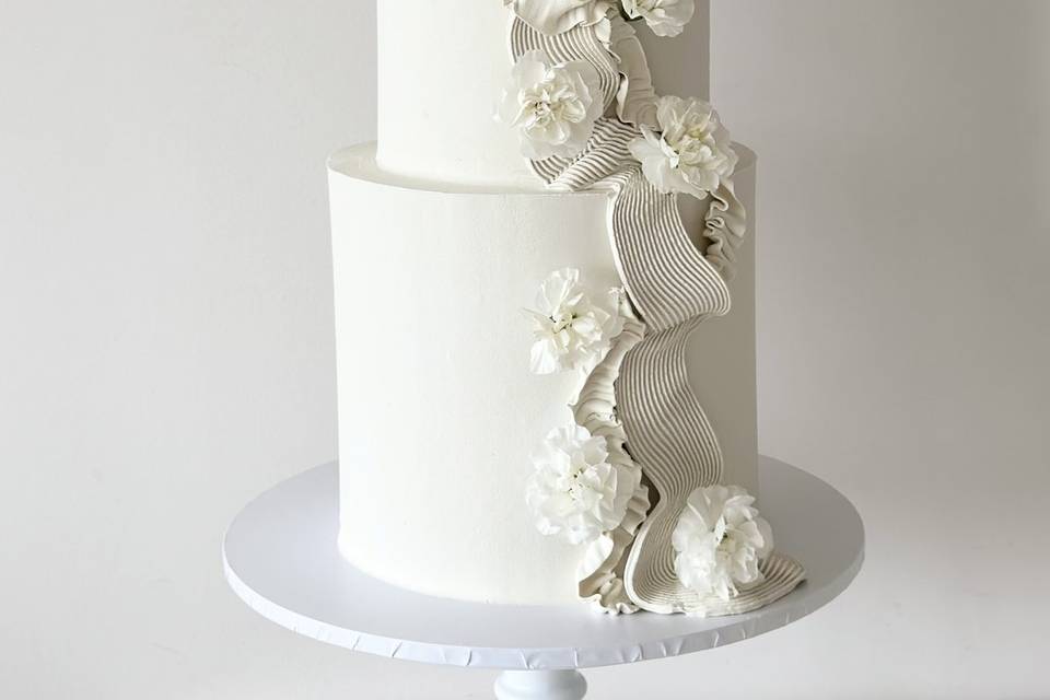 Cascading buttercream