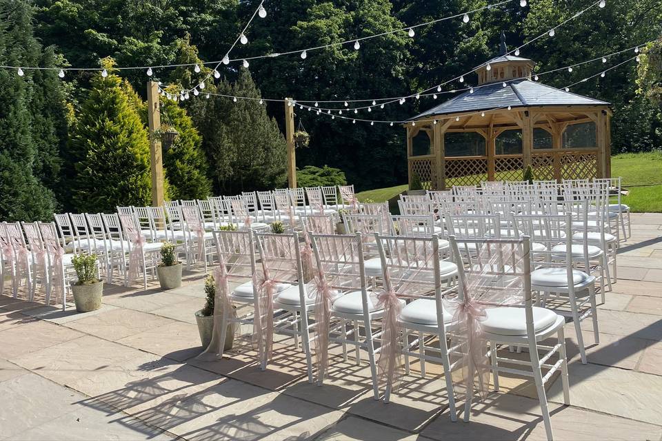 Whitley Suite Outside Ceremony