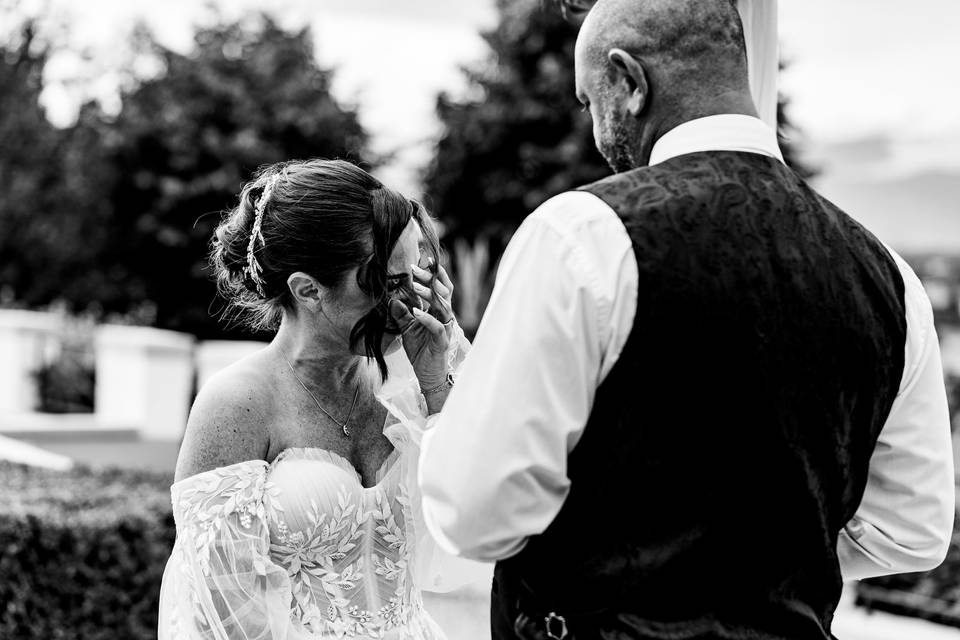 Wedding ceremony in tuscany