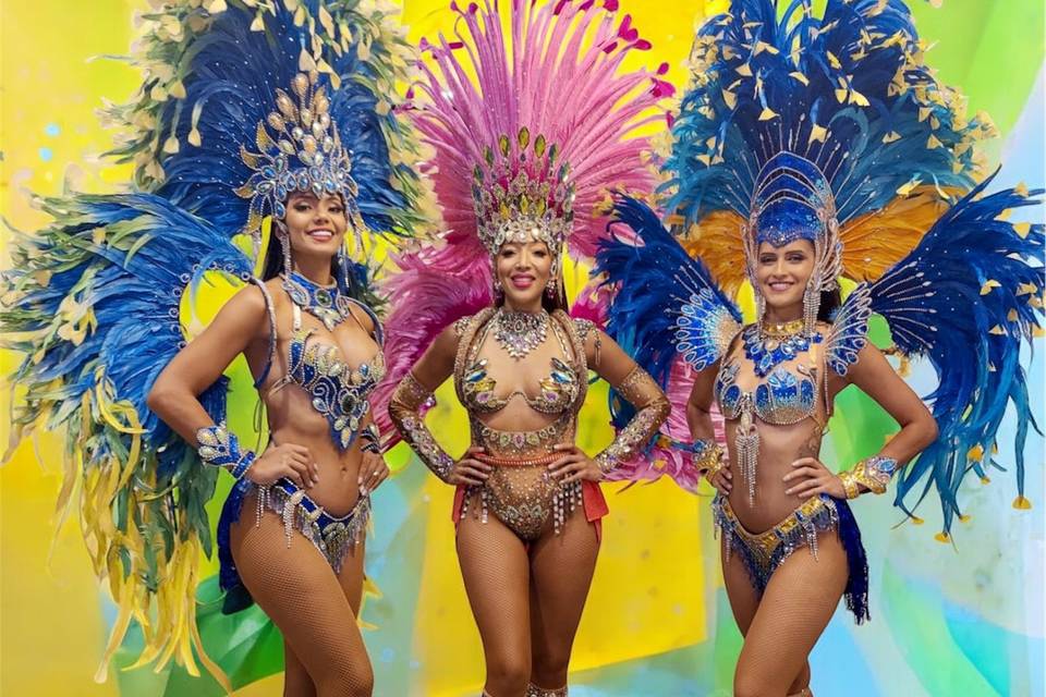 BRAZILIAN SAMBA DANCERS