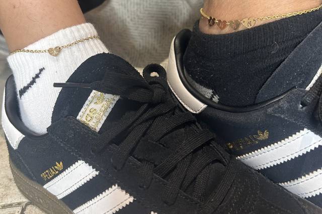 Permanent anklets