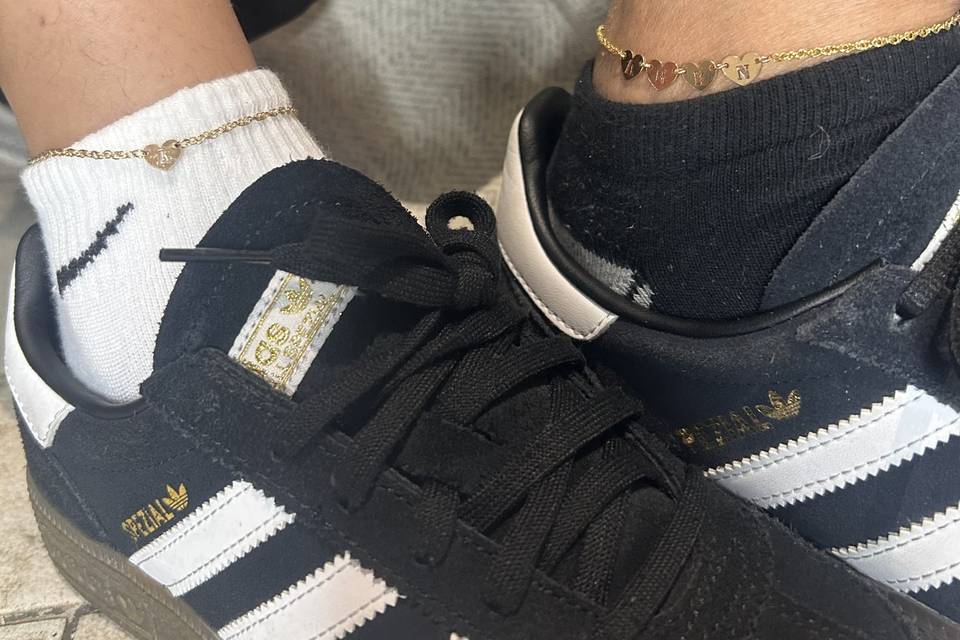 Permanent anklets