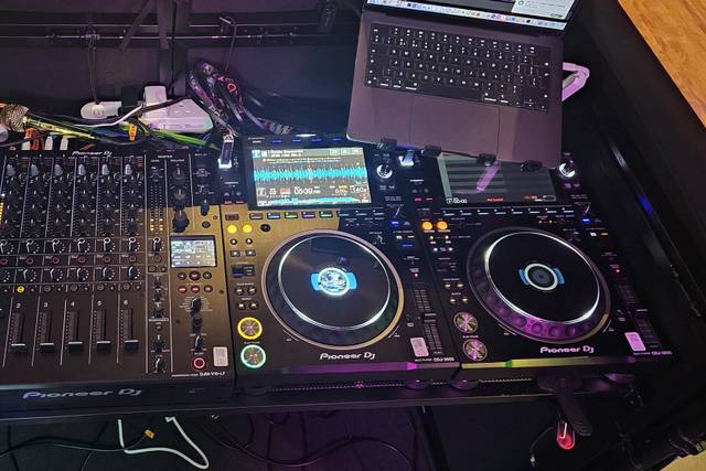 Pro DJ setup