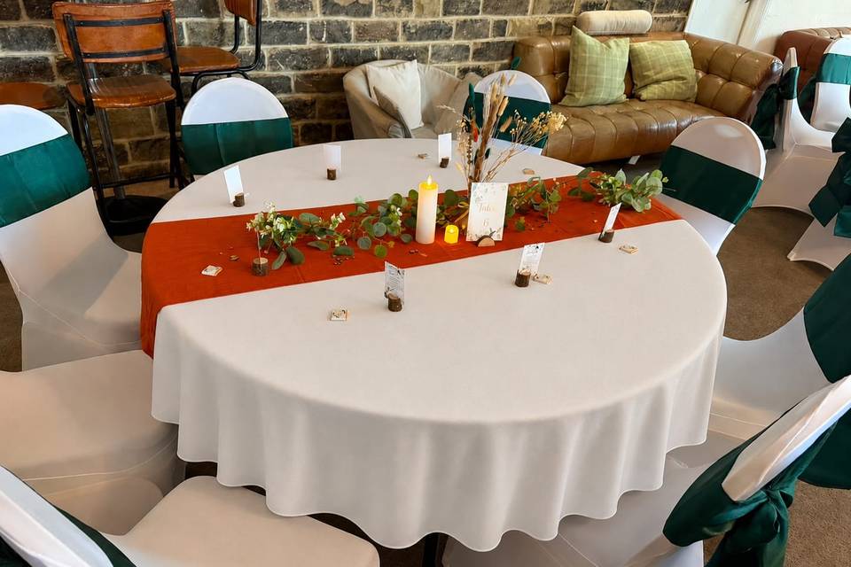 Basic Table Decor