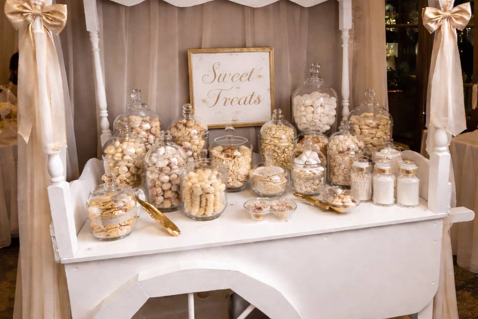 Sweet cart in champagne colour